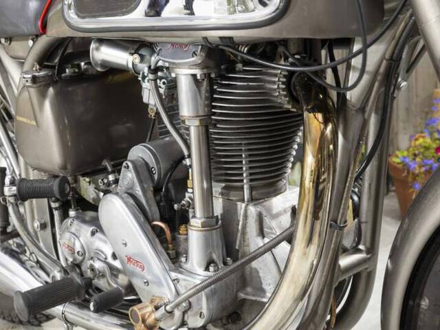 Norton Model 30 International