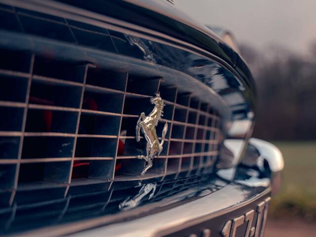 Ferrari 275 GTS