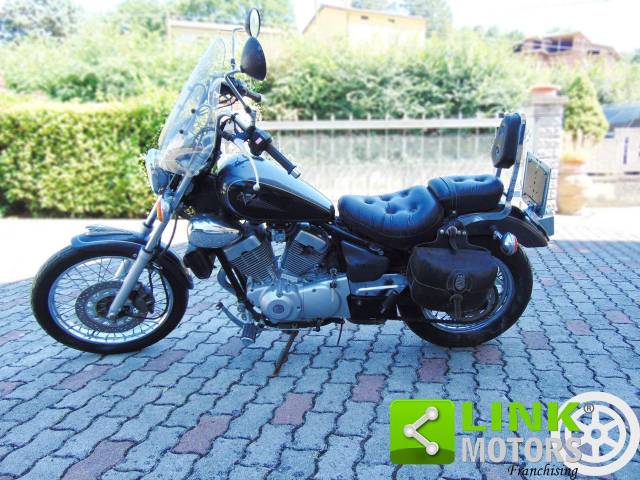 Imagen 1/9 de Yamaha DUMMY (1997)