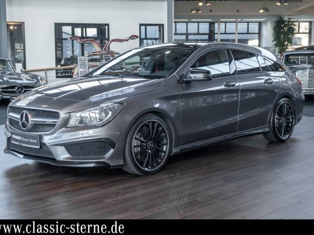 Image 1/15 of Mercedes-Benz CLA 45 AMG Shooting Brake (2016)