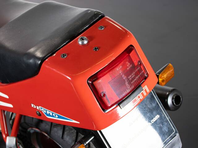 Ducati 750 Sport
