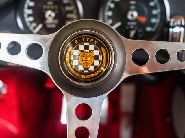 Jaguar E-Type 4.2