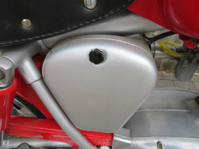 Moto Guzzi Stornello 125