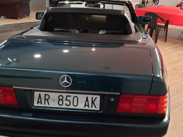 Mercedes-Benz SL 320
