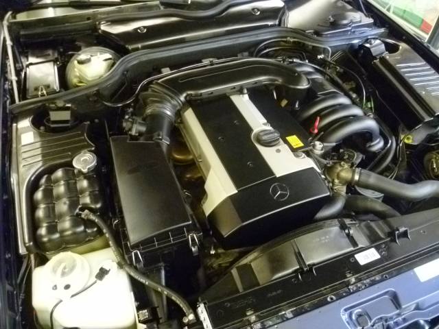 Mercedes-Benz SL 320