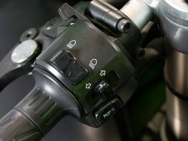 Kawasaki Ninja 750 ZX-7R