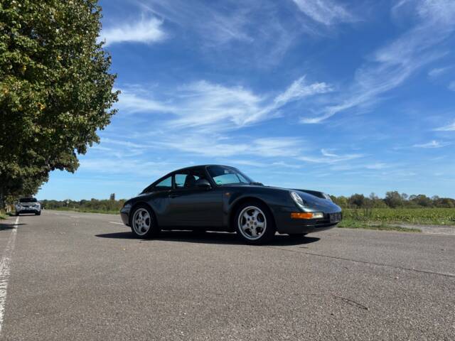 Porsche 911 Carrera