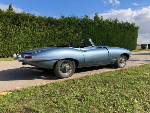 Jaguar E-Type 4.2
