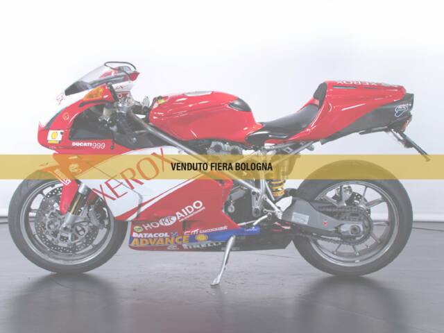 Immagine 1/50 di Ducati DUMMY (2003)