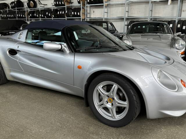 Lotus Elise 111
