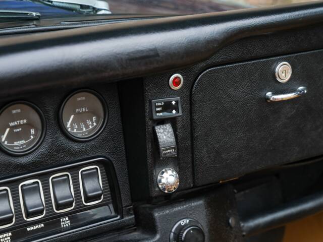 Jaguar E-Type V12