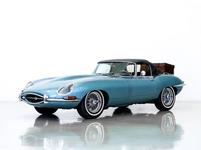 Image 1/60 de Jaguar Type E 4.2 (1967)