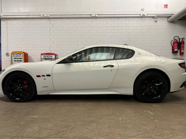 Bild 1/20 von Maserati GranTurismo Sport (2013)