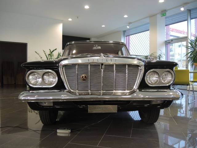 Chrysler Valiant V200 AMAG
