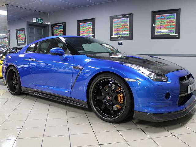 Image 1/13 of Nissan GT-R (2009)