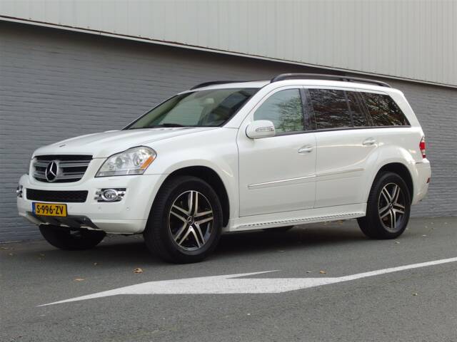 Mercedes-Benz GL 450 4MATIC