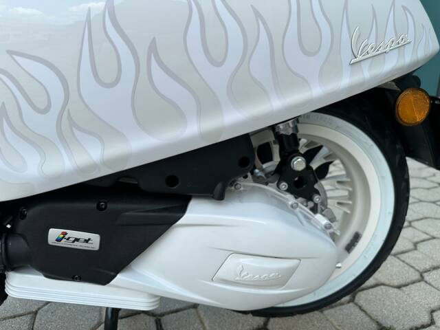 Piaggio Vespa Sprint 125 Justin Bieber