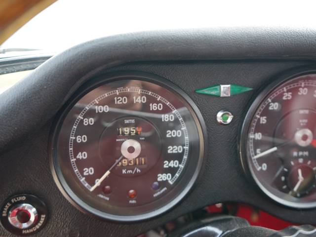 Jaguar E-Type 3.8
