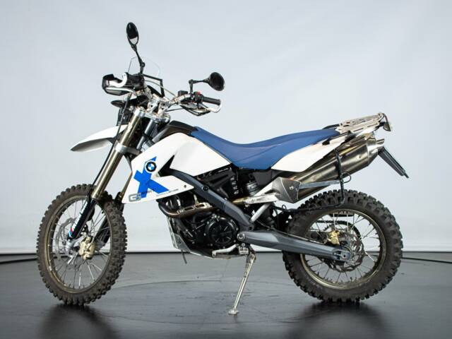 Bild 1/50 von BMW DUMMY (2007)
