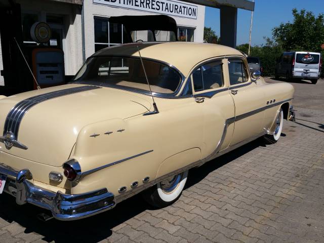 Pontiac Star Chief