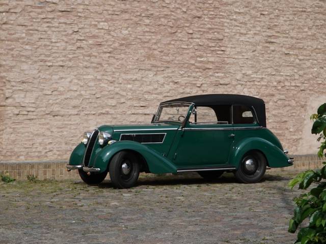 BMW 329
