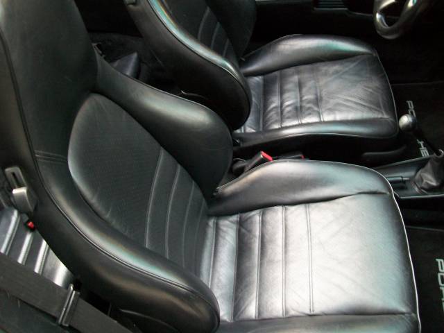Porsche 911 Carrera 3.2 (WTL)