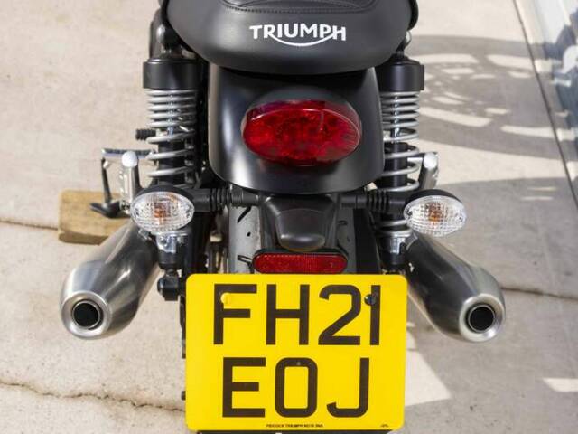 Triumph Street Twin Bonneville