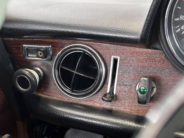Mercedes-Benz 280 CE