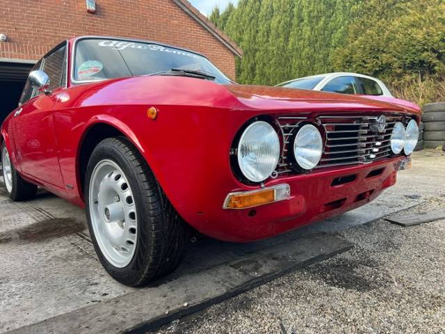 Bild 1/7 von Alfa Romeo Junior Zagato GT 1300 (1972)