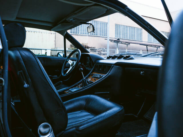 Ferrari 400i
