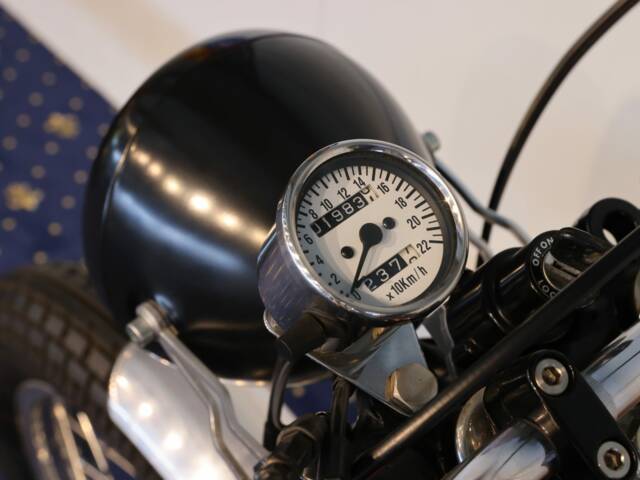 Yamaha SR500