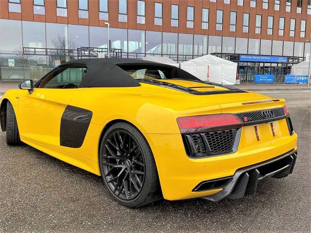 Audi R8 V10 Spyder