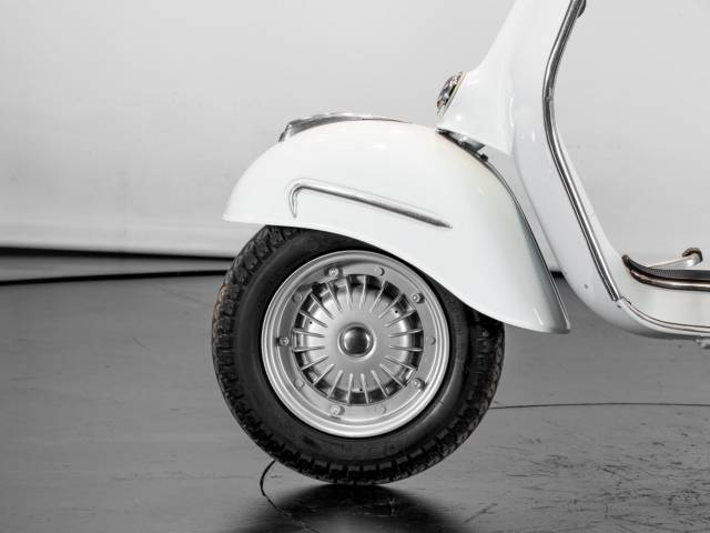 Piaggio Vespa 160 GS