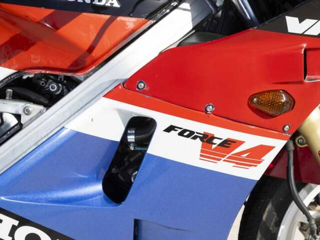 Honda VFR 400 R