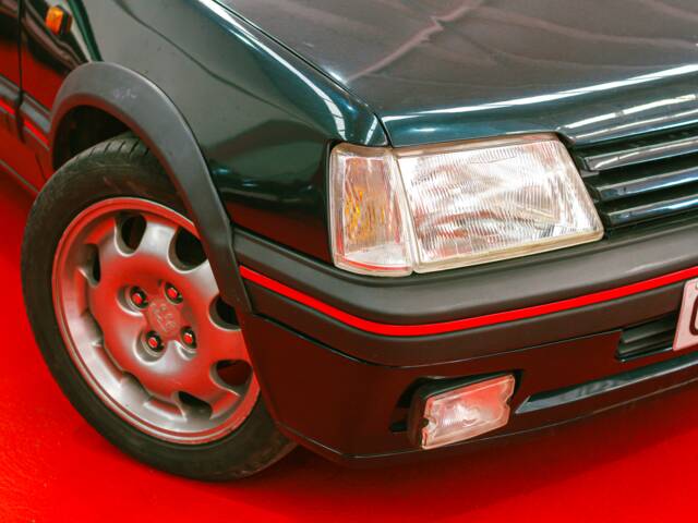 Peugeot 205 GTi 1.9