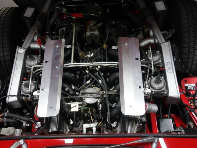 Jaguar E-Type V12