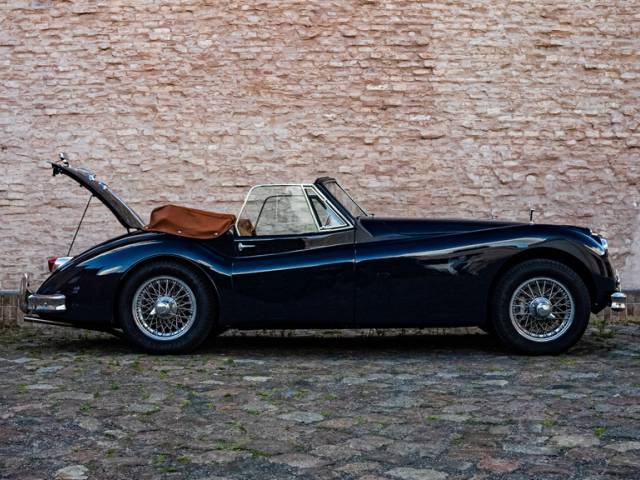 Jaguar XK 140 DHC