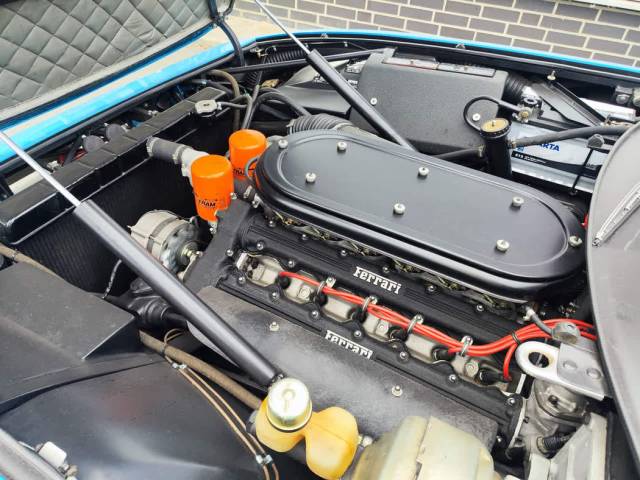 Ferrari 365 GT4