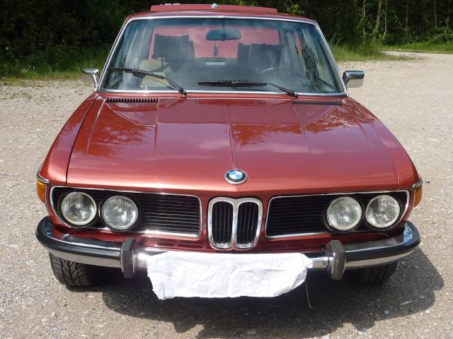 Image 1/12 de BMW 2,8 L (1975)