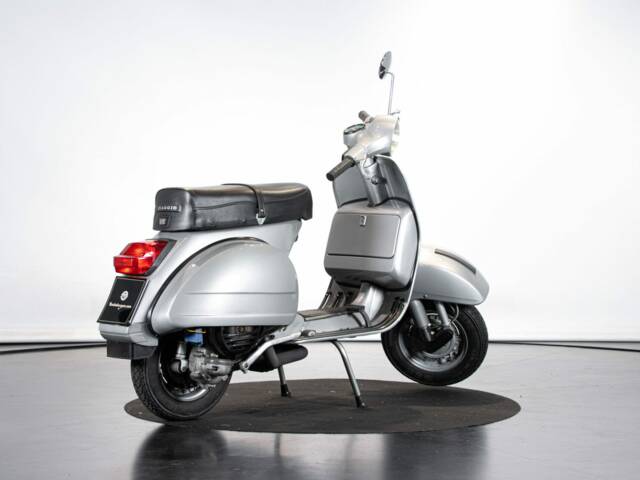 Piaggio Vespa P 200 E