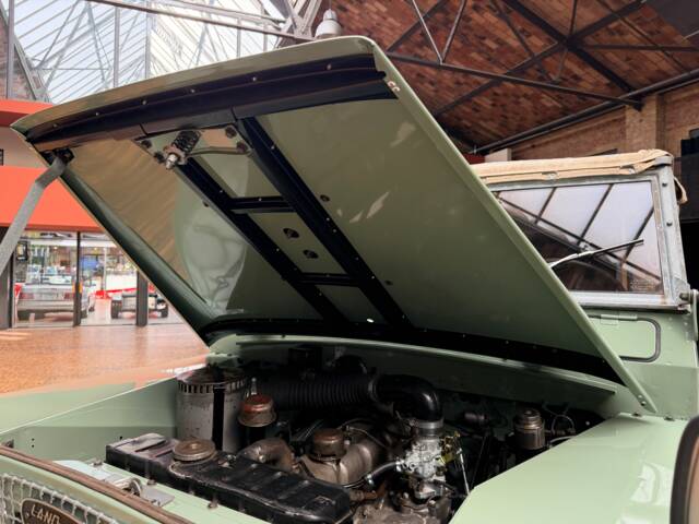 Land Rover 88