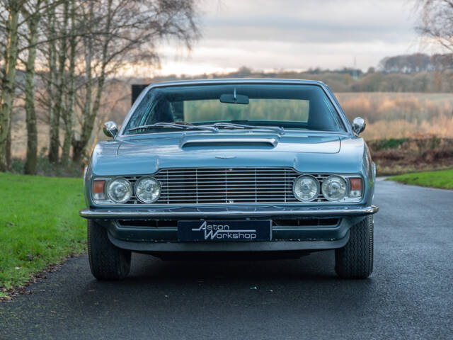 Aston Martin DBS Vantage