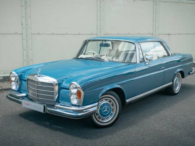 Image 1/54 of Mercedes-Benz 280 SE 3,5 (1968)