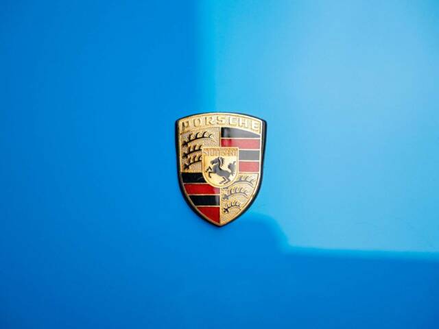 Porsche 911 Carrera 2.7