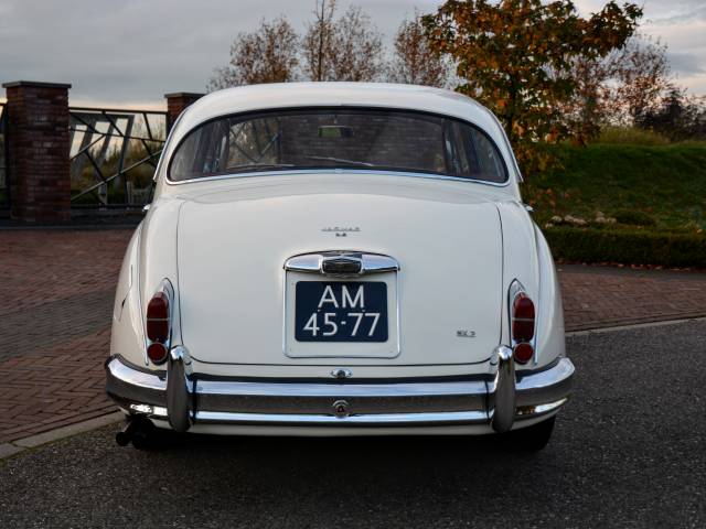 Jaguar Mk II 3.8