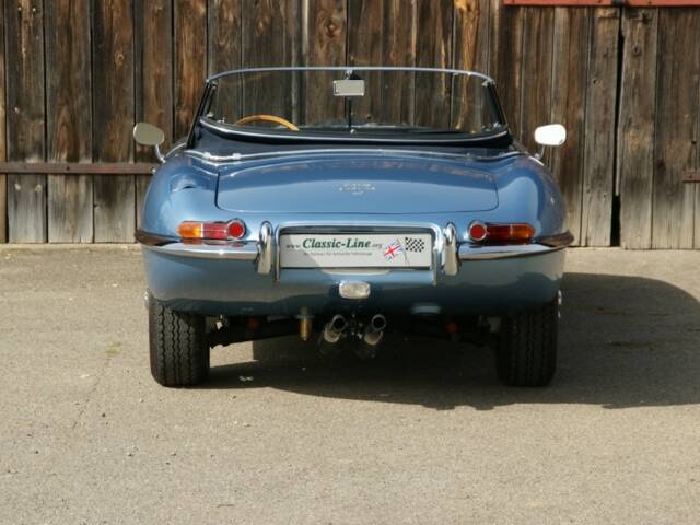 Jaguar E-Type 4.2