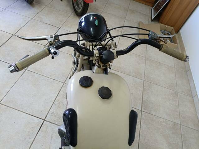 Moto Guzzi Superalce