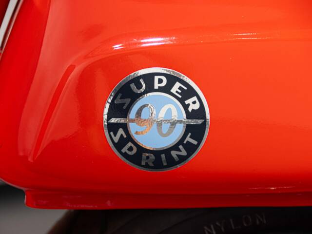 Piaggio Vespa 90