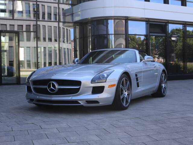 Mercedes-Benz SLS AMG Roadster
