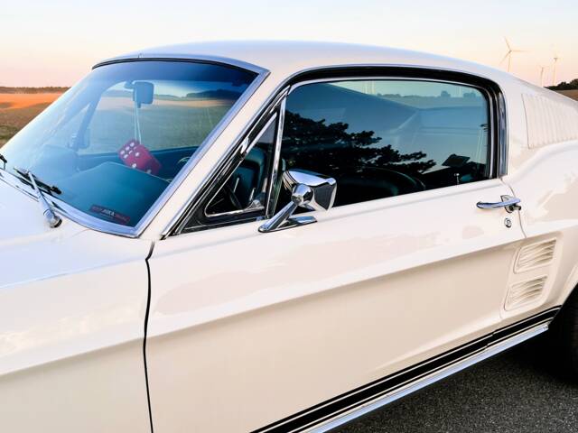 Ford Mustang 289